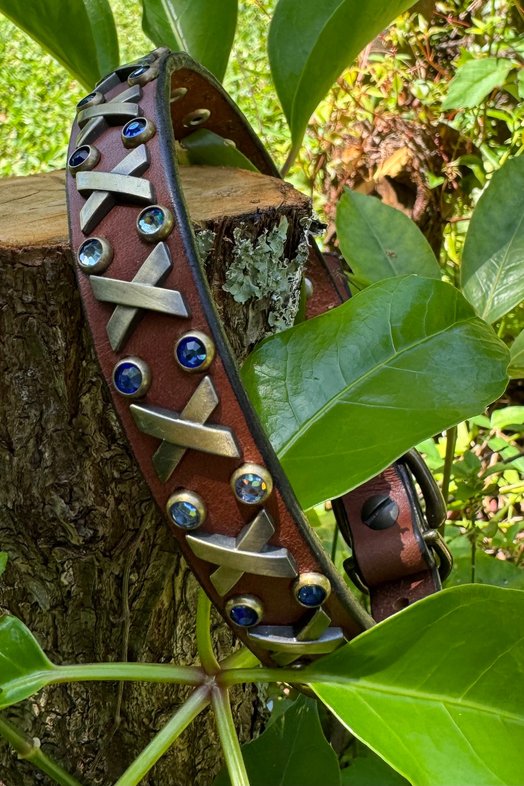The Xcellent Collar – 3/4" | Handmade Leather Dog Collar with Premium Austrian & Czech Crystalsyes
