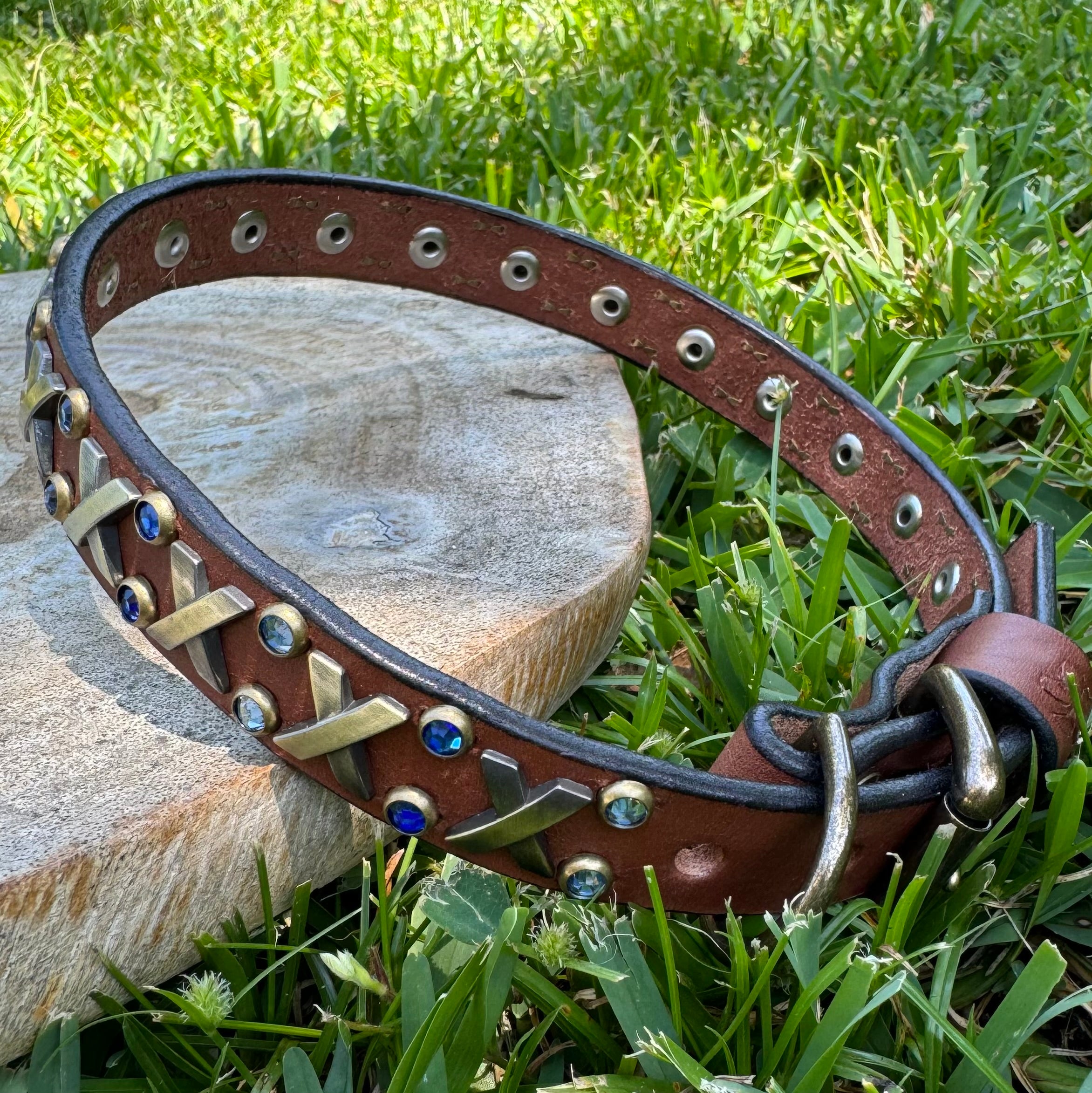 The Xcellent Collar – 3/4" | Handmade Leather Dog Collar with Premium Austrian & Czech Crystalsyes