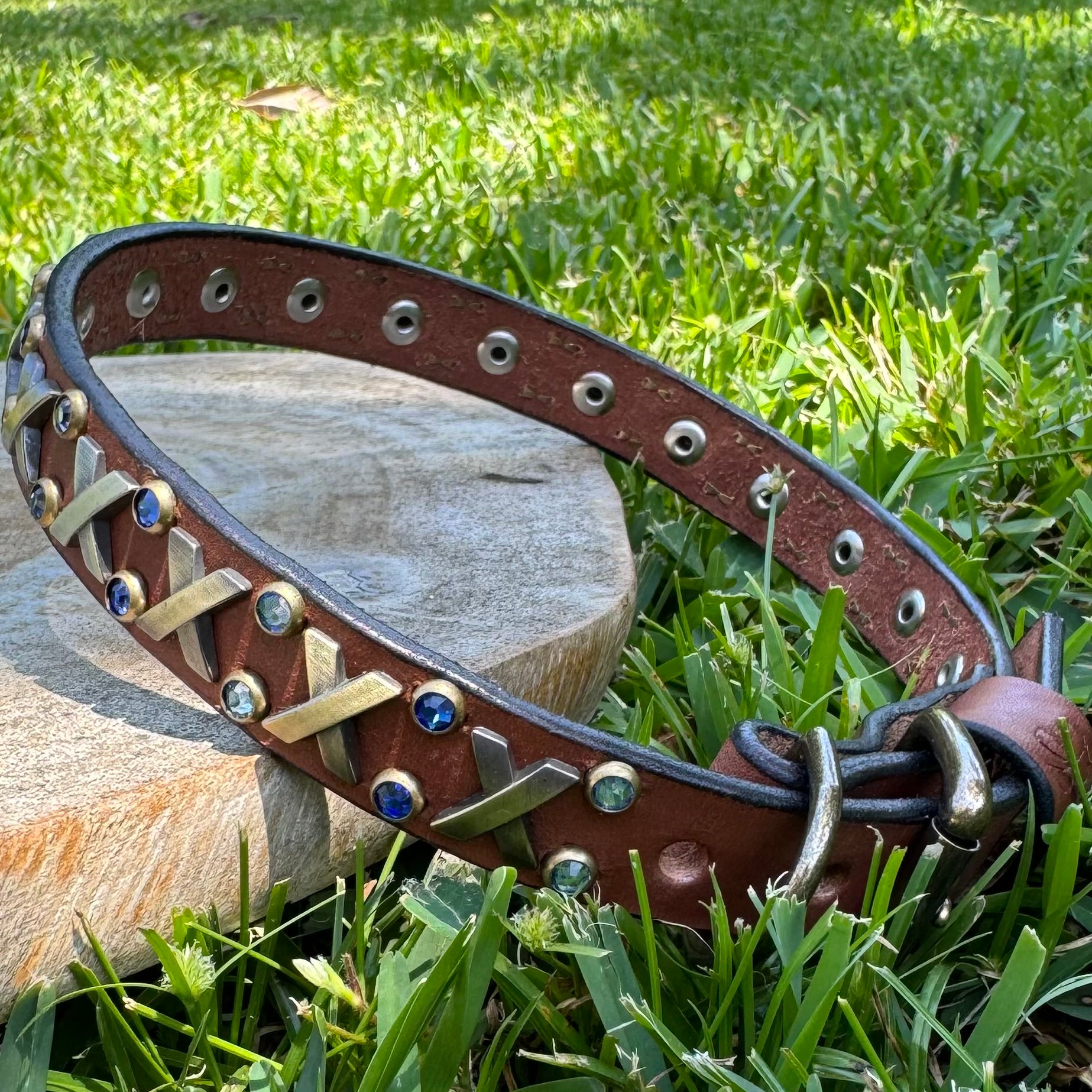 The Xcellent Collar – 3/4" | Handmade Leather Dog Collar with Premium Austrian & Czech Crystalsyes