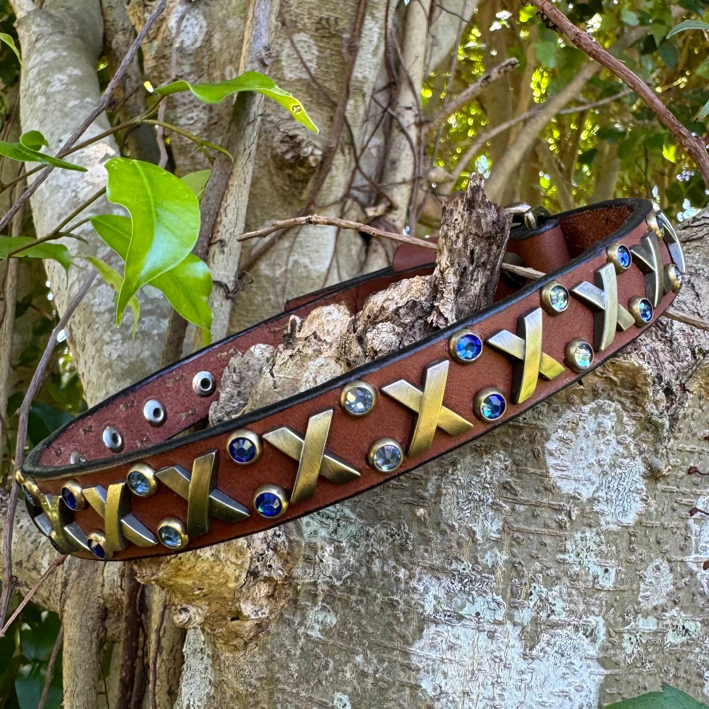 The Xcellent Collar – 3/4" | Handmade Leather Dog Collar with Premium Austrian & Czech Crystalsyes