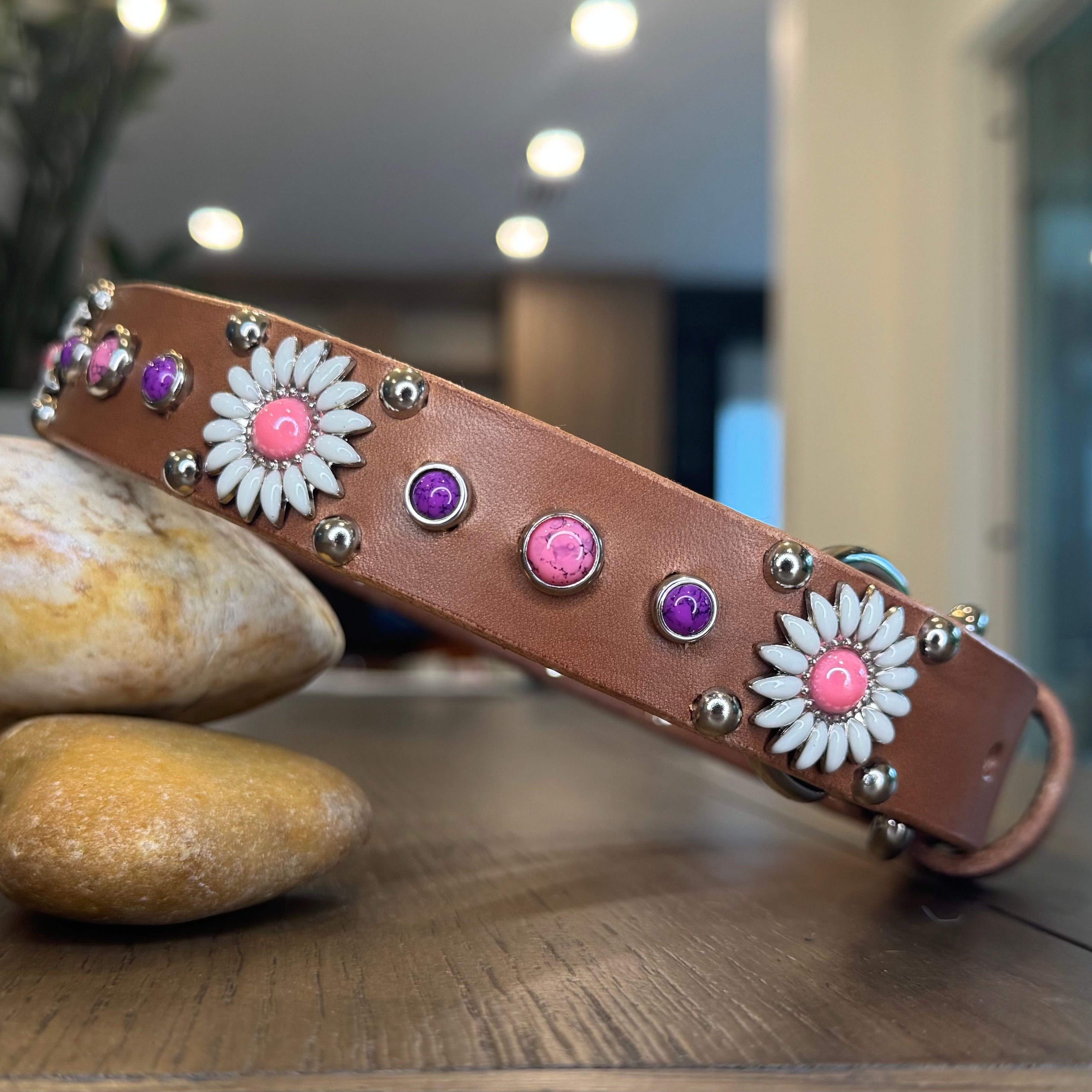 Daisy Leather Dog Collar – 1” Floral Collar with Marble Stones & Optional Nameplate
