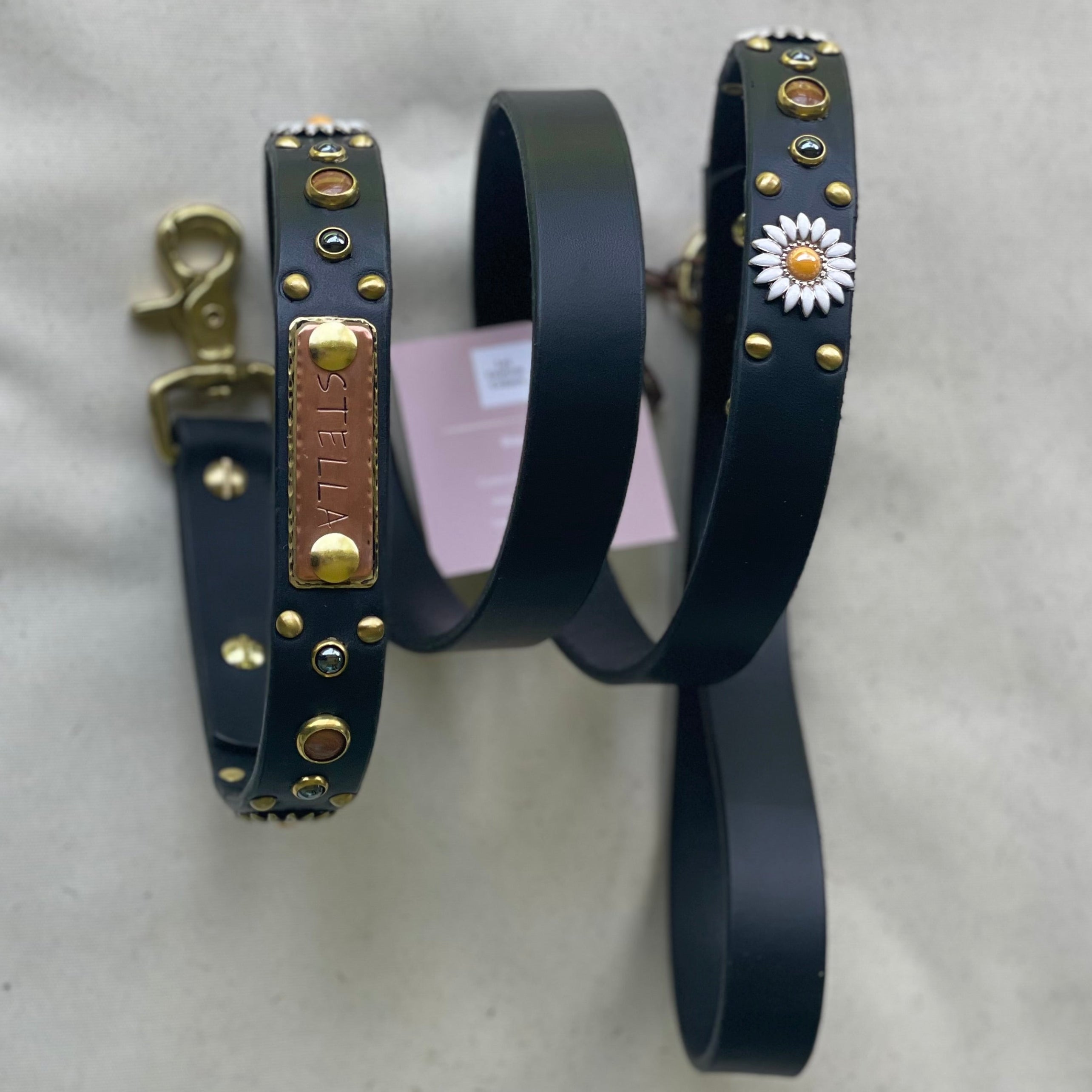 Daisy Leather Dog Leash – 1" | Personalized | Medium & Large Dogs