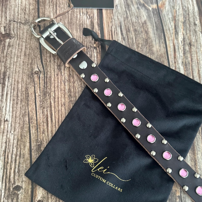 The Aurora Collar with Lei Custom Collars velvet gift bag